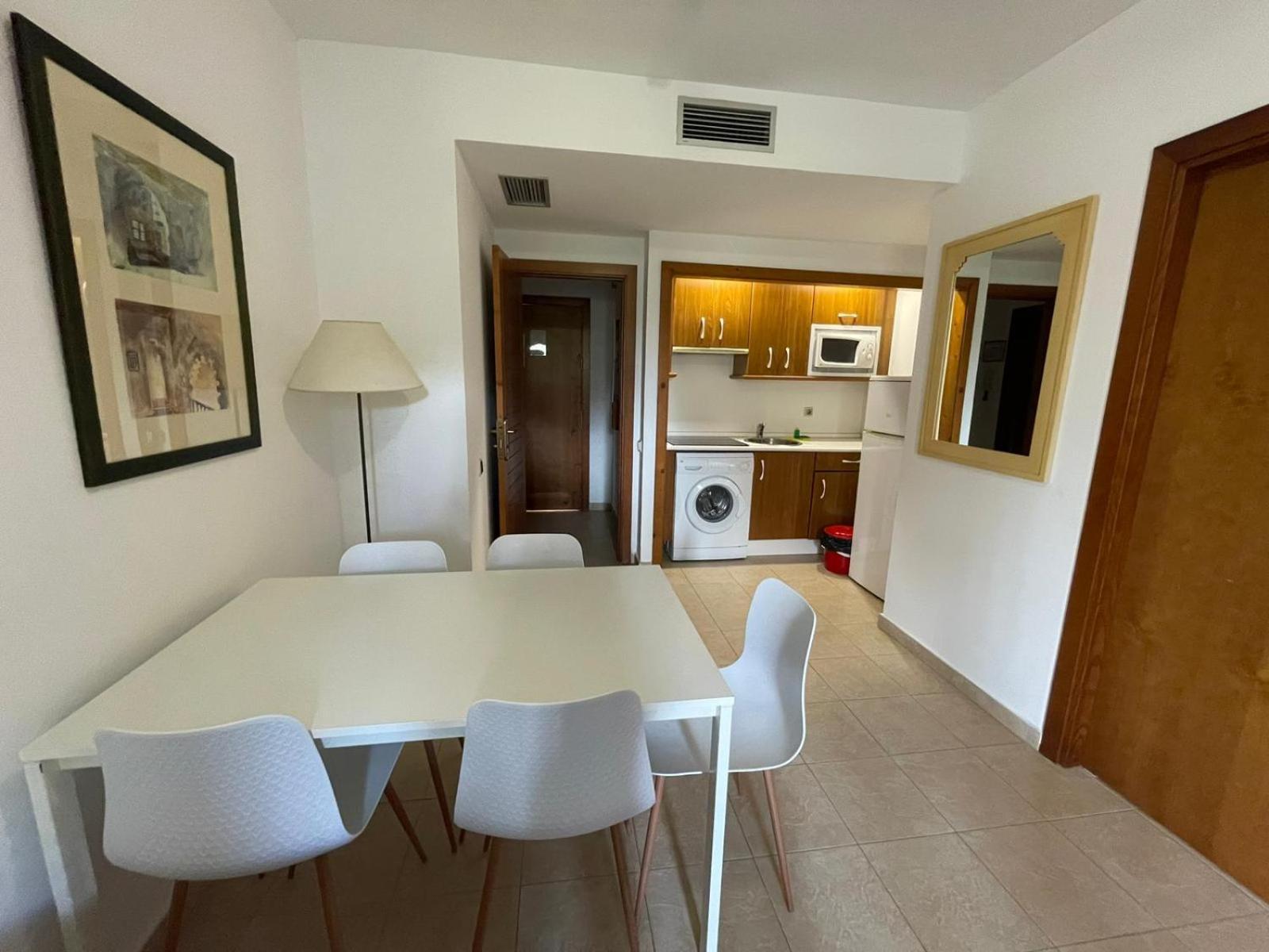 Jardines De By Sit Apartment